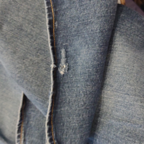 Old Navy Stretch Boot Cut Just Below Waist 5 Pocket Blue Jeans Distressed - Picture 12 of 13